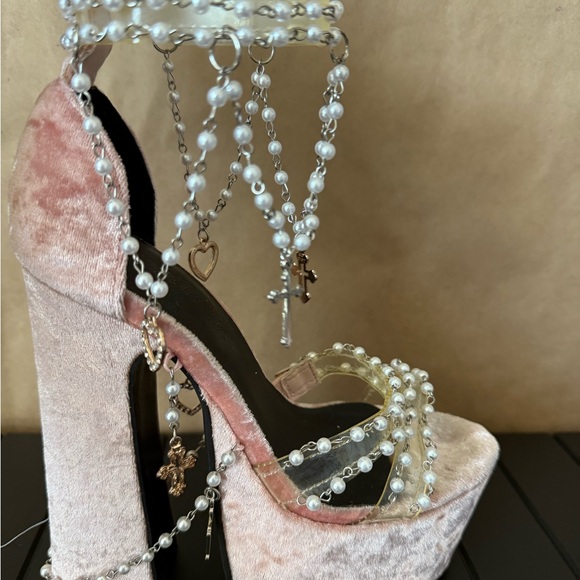 Dolls Kill Sugar Thrills Holy Revelation pink velvet platform heel. Size 5 - Picture 3 of 12